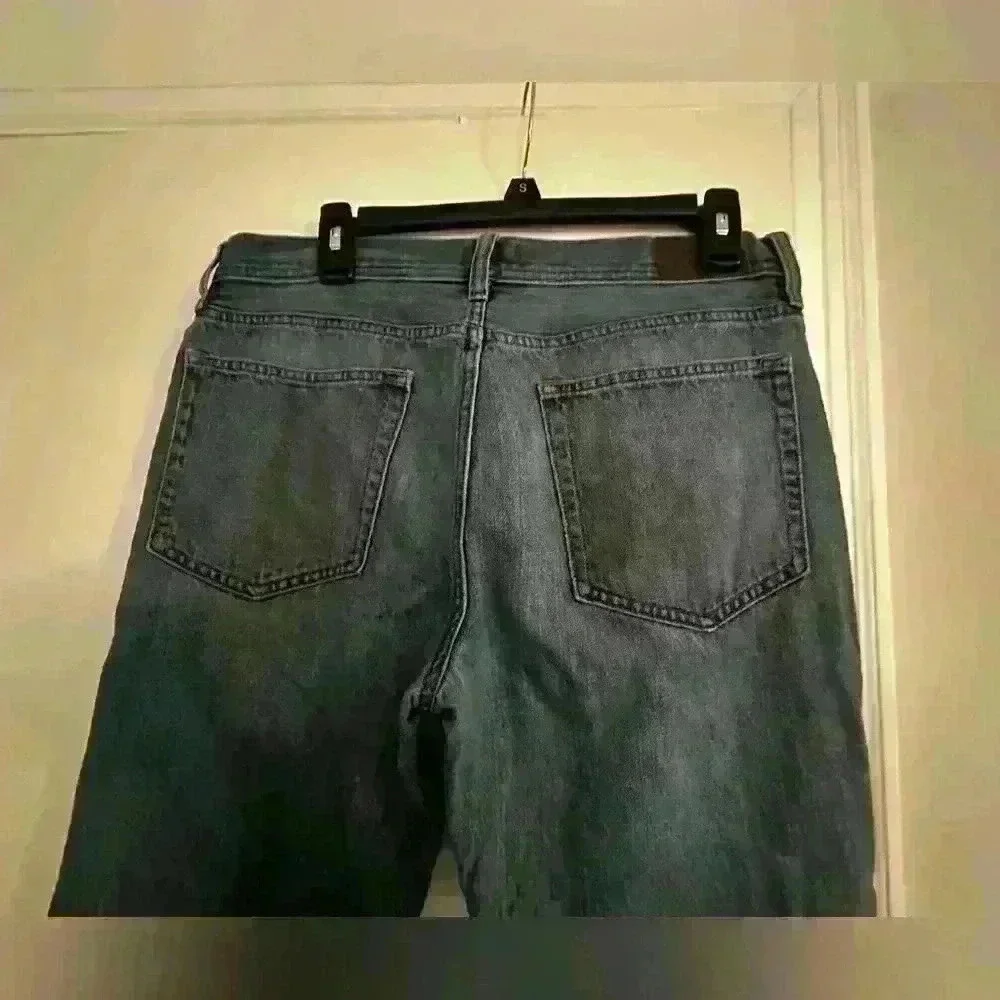 J. Crew. The Sutton. Dark wash. Mens Jean.